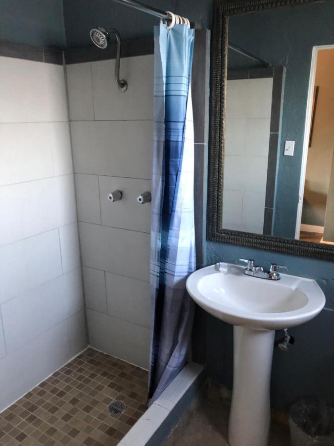 Cooks Motel Панама Сити Экстерьер фото